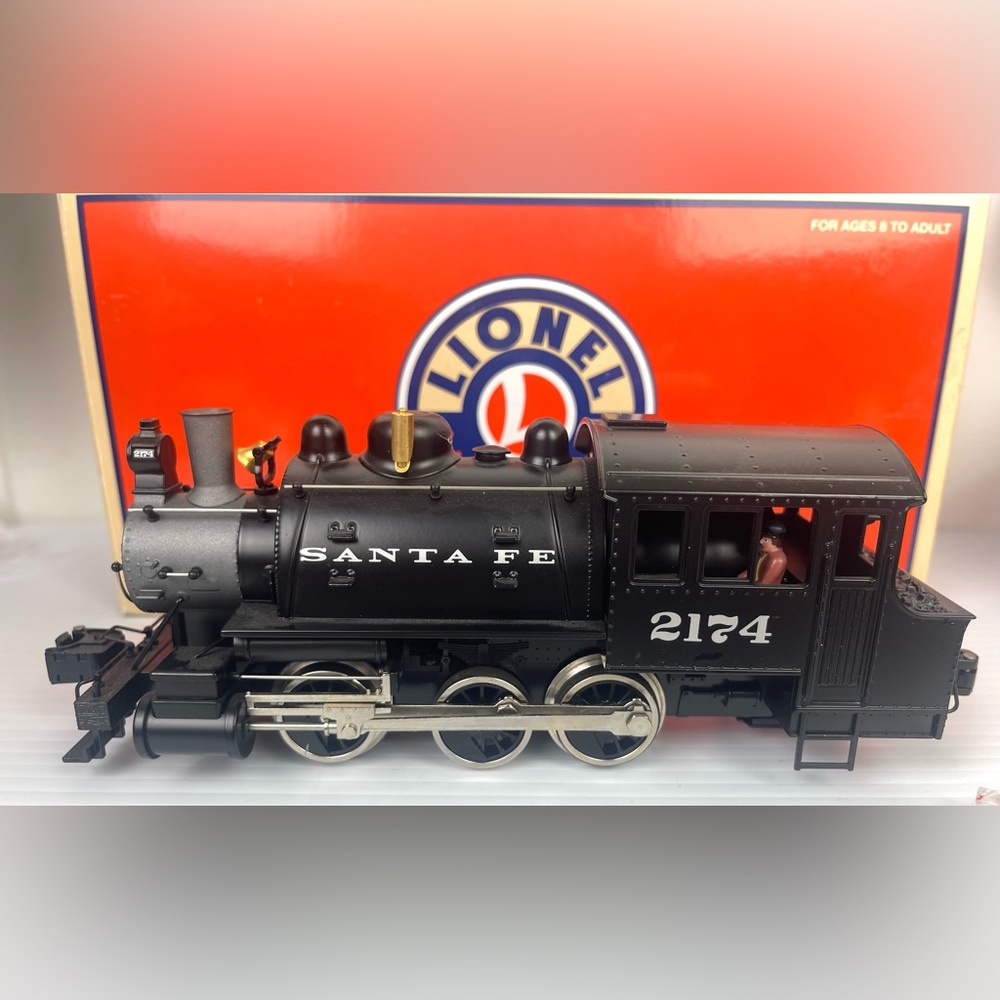 RARE Lionel 6-28624 O Gauge Santa Fe 0-6-0 Dockside Steam Locomotive #2174 w Box